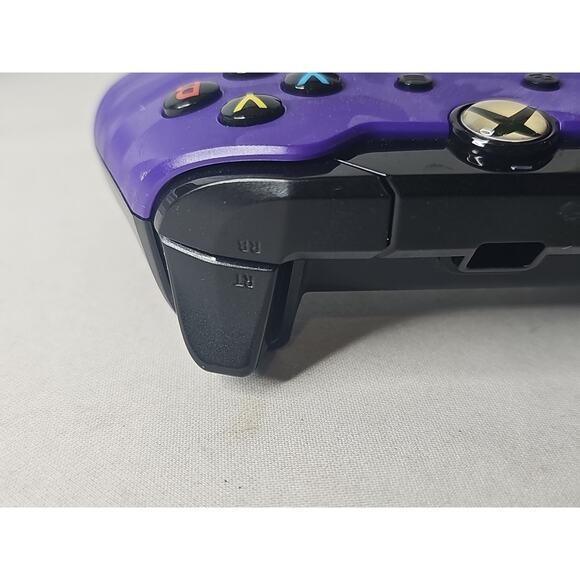 PDP Wired Controller for Xbox One 048-082 NO CORD Purple Camo - Picture 11 of 15
